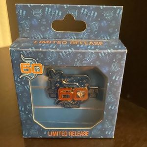 Disneyland Trading Pin